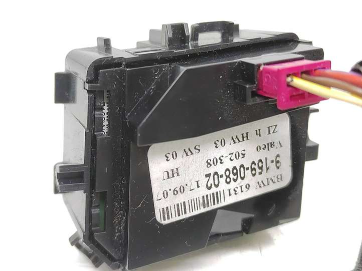 BMW 5 E60 E61 (2004 - 2010)  9159068 Включатель обогрева