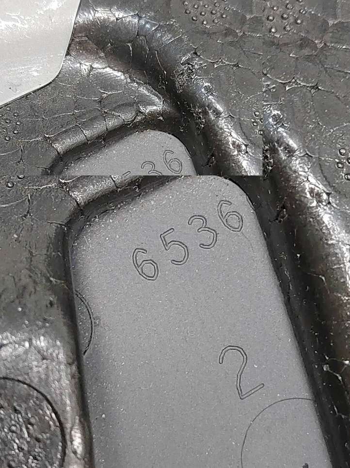 BMW 5 E60 E61 (2004 - 2010)  6947785 Отделка рулевой колонки