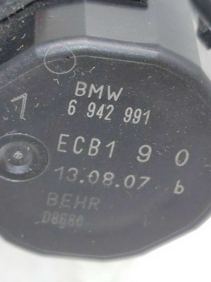 BMW 5 E60 E61 (2004 - 2010)  6942991 Двигатель задвижки потока воздуха