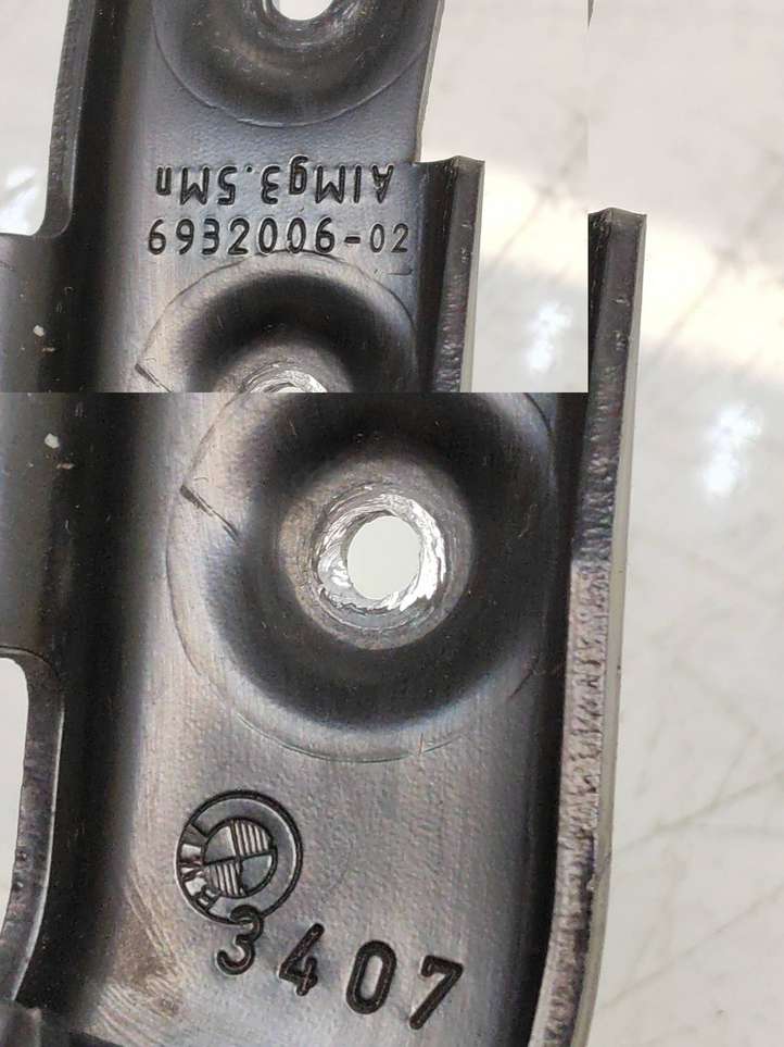 BMW 5 E60 E61 (2004 - 2010)  6932006 Узел подключения плюсовых проводов