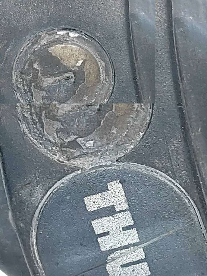 BMW 5 E60 E61 (2004 - 2010)  0164665MN Комплект крюка