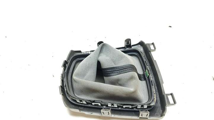 Nissan Qashqai (2013 - 2017)  969354EA0A Отделка рычага переключения передач (кожа, головка)
