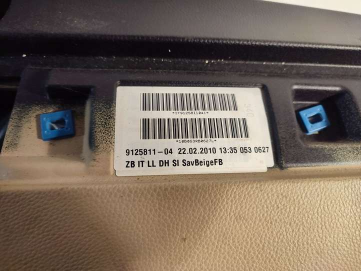 BMW 3 E90 E91 (2005 - 2012)  9125811 Панель
