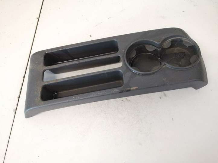 Volkswagen Polo (1994 - 2001)  6q0863319 Передний держатель чашки