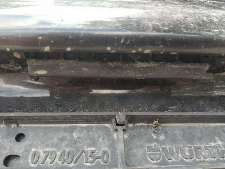 Toyota Corolla E120 E130 (2000 - 2004)   Ручка задней крышки