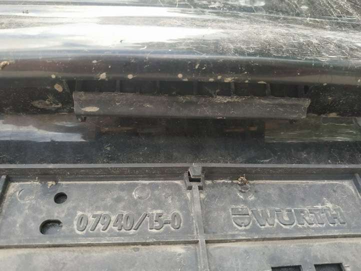 Toyota Corolla E120 E130 (2000 - 2004)   Ручка задней крышки