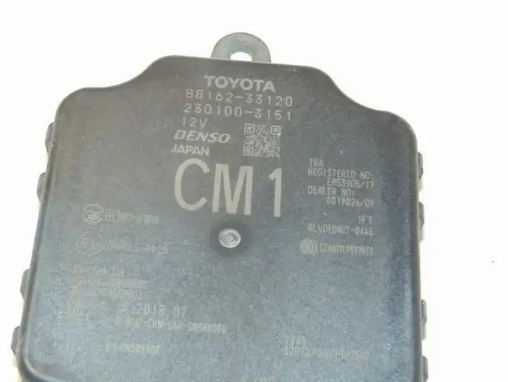 Toyota Camry VIII XV70 (2017 - 2020) 8816233120 Радар контроля слепых зон — фото 4