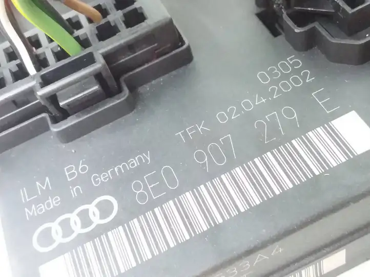 Audi A4 S4 B6 8E 8H (2000 - 2006) 8E0907279E Модуль комфорта — фото 3