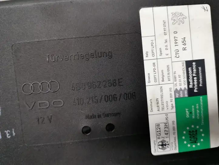 Audi A6 S6 C5 4B (1997 - 2001) 4B0962258E Модуль комфорта — фото 3