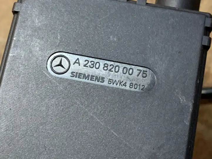 Mercedes-Benz SL R230 (2001 - 2012) A2308200575 Антенна системы Keyless — фото 10
