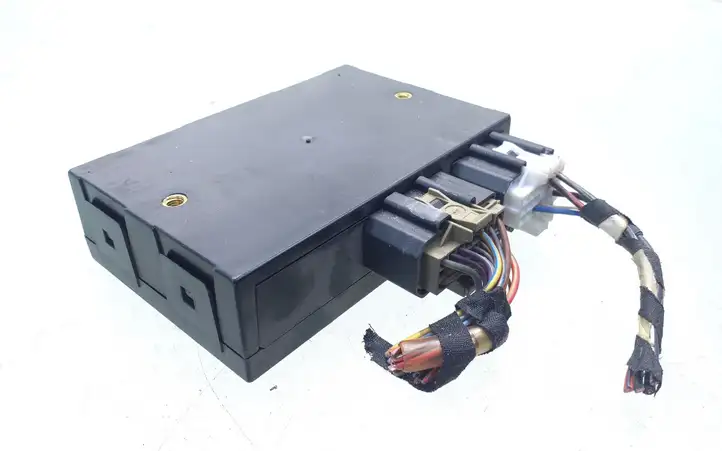 Skoda Octavia Mk1 (1U) (1996 - 2004) 1C0959799B Модуль комфорта — фото 2