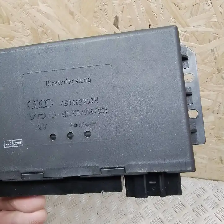 Audi A6 S6 C5 4B (1997 - 2001) 4B0962258H Модуль комфорта — фото 2