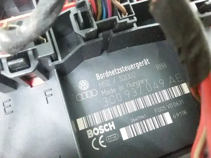 Volkswagen PASSAT B6 (2005 - 2010) 3C0937049AE Модуль комфорта — фото 2