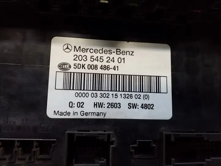 Mercedes-Benz C W203 (2000 - 2007) 2035452401 Модуль комфорта — фото 2