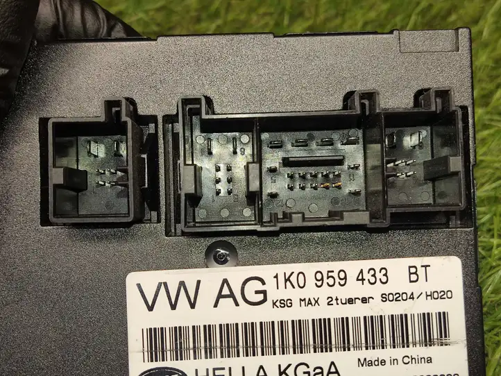 Volkswagen Tiguan (2007 - 2011) 1K0959433BT Модуль комфорта — фото 4