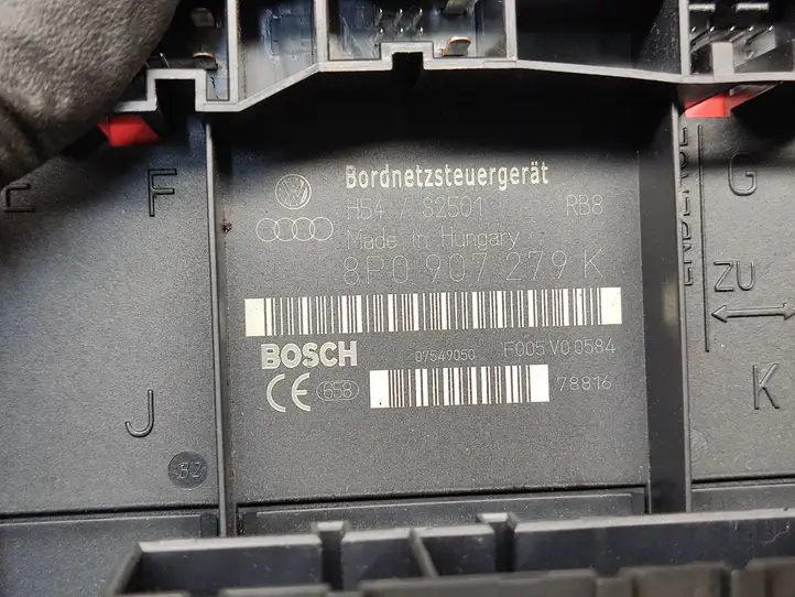 Audi A3/S3 8P (2004 - 2008) 8P0907279K Модуль комфорта — фото 3