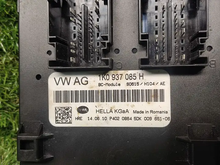 Volkswagen Golf Plus (2004 - 2008) 1K0937085H Модуль комфорта — фото 2