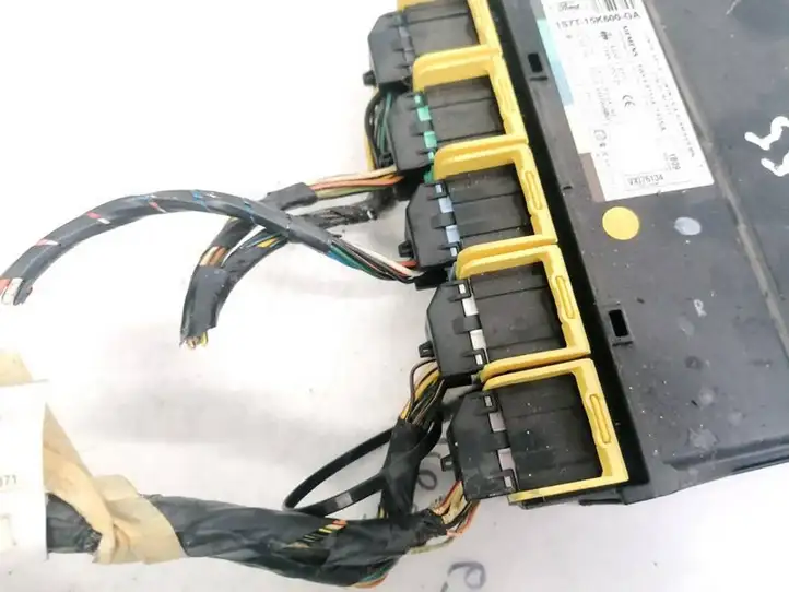 Ford Mondeo Mk III (2000 - 2007) 1S7T15K600GA Модуль комфорта — фото 3