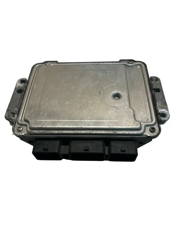 Ford Focus C-MAX (2003 - 2010) 4M5112A650ND Блок управления двигателем (ECU) — фото 1