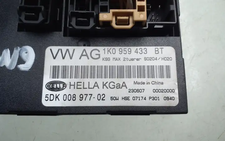 Volkswagen Touran I (2003 - 2010) 1K0959433BT Модуль комфорта — фото 3