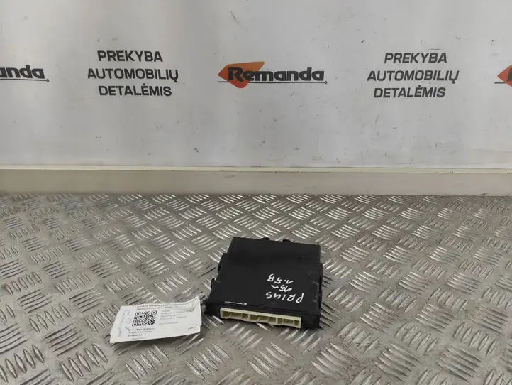 Toyota Prius+ (ZVW40) (2011 - 2018) TMLF1054 Блок бесключевого доступа — фото 1