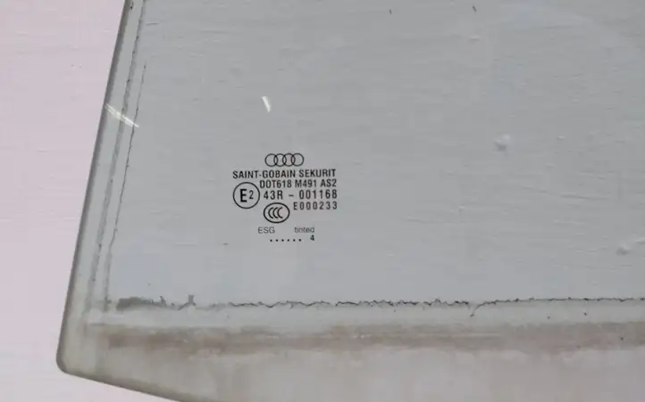 Audi A8 S8 D3 4E (2005 - 2007) Стекло задней двери — фото 2