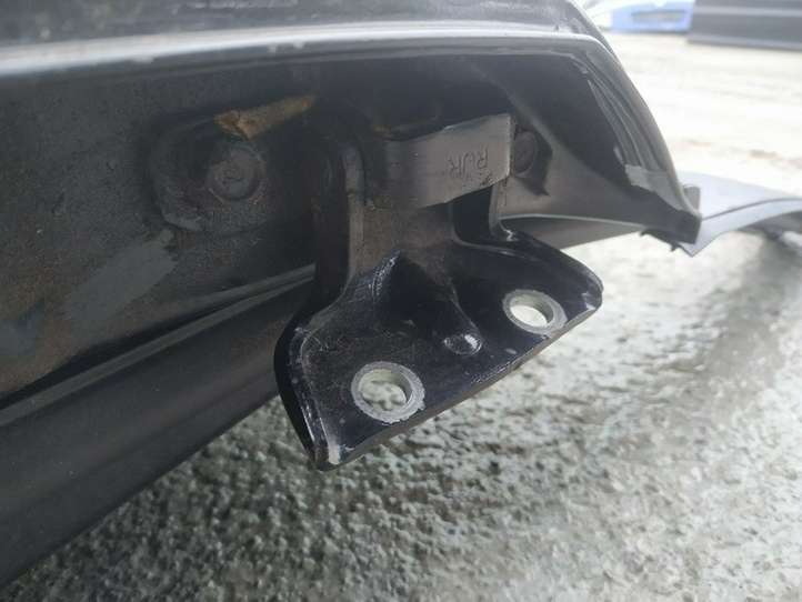 Kia Ceed (2006 - 2010)   Нижняя петля задней двери