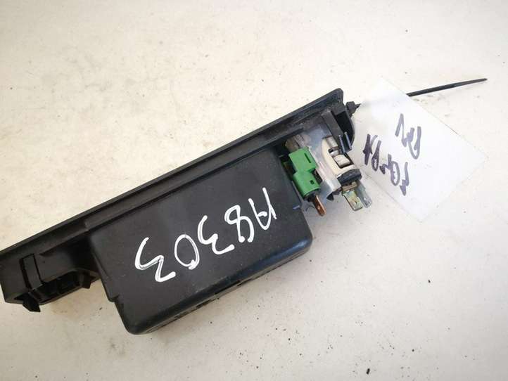 Saab 9-5 (2006 - 2010)  12758685 Прикуриватель
