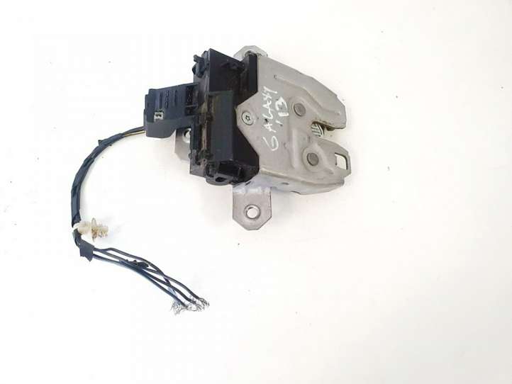 Ford Mondeo MK IV (2007 - 2014)  8m51r442a66ce Замок задней крышки