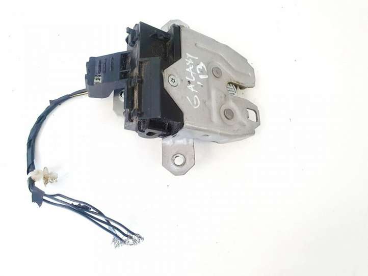 Ford Mondeo MK IV (2007 - 2014)  8m51r442a66ce Замок задней крышки