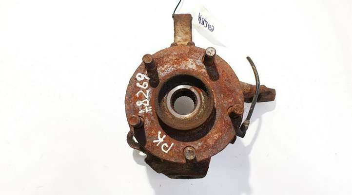 Nissan Almera Tino (2000 - 2006)   Передняя звукоизоляция