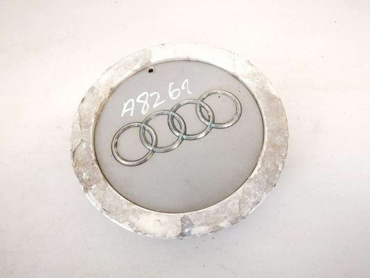 Audi A4 (1999 - 2001)  4b0601165j Заводская крышка (крышки) от центрального отверстия колеса