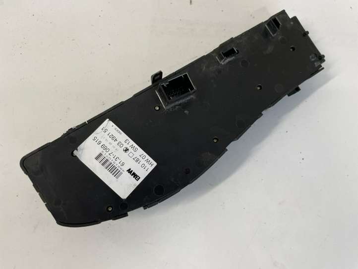 Land Rover Range Rover (2002 - 2005)  61317069615 Управление регулеровки сидений 