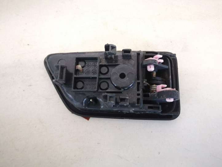 Hyundai Getz (2002 - 2005)  82611tb010 Передняя звукоизоляция