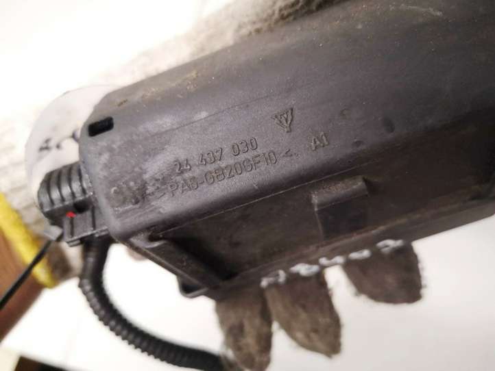 Opel Meriva (2002 - 2006)  24437030 Ящик предохранителей (комплект)