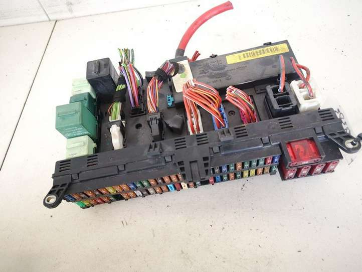 Land Rover Range Rover (2002 - 2005)  8380409 Ящик предохранителей (комплект)