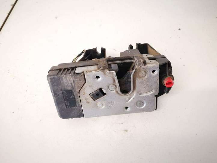 Opel Zafira (1999 - 2003)  24414134 Замок задней двери