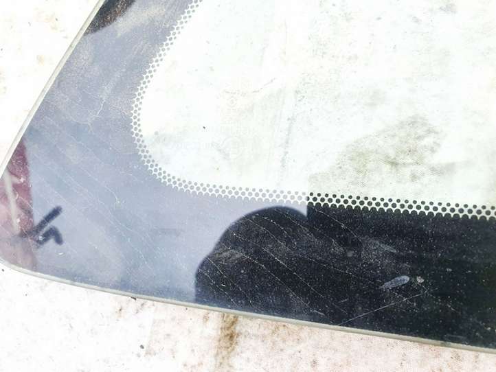 Mazda 6. (2002 - 2005)   Заднее боковое стекло кузова