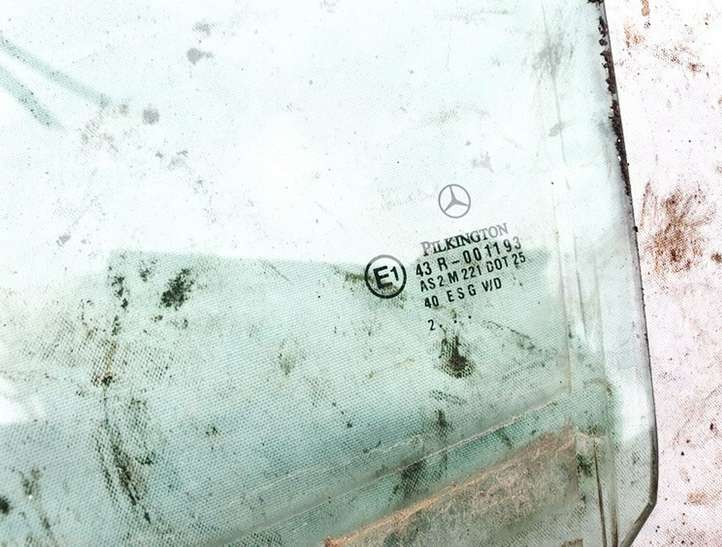 Mercedes-Benz C W203 (2000 - 2007)   Основное стекло передних дверей (четырехдверного автомобиля)