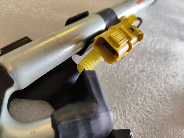 Honda Civic (2006 - 2011)  81850SMGE110M4 Передний ремень безопасности