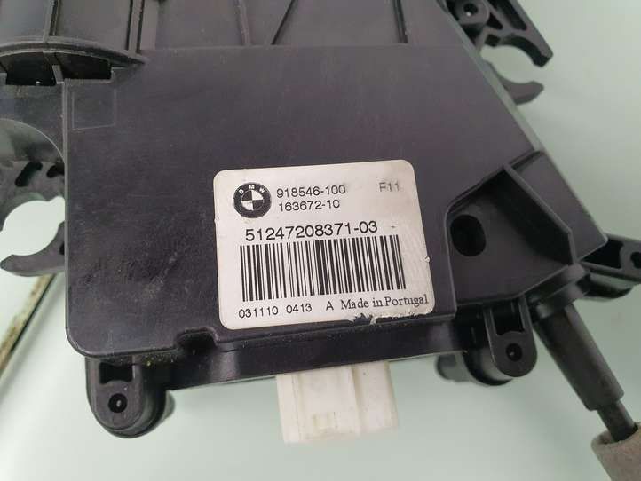 BMW 5 F10 F11 (2009 - 2016)  51247208371 Привод замка задней двери