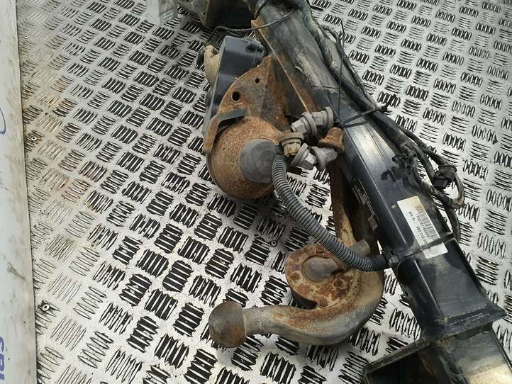 BMW 3 E90 E91 (2005 - 2012)  6791155 Комплект крюка