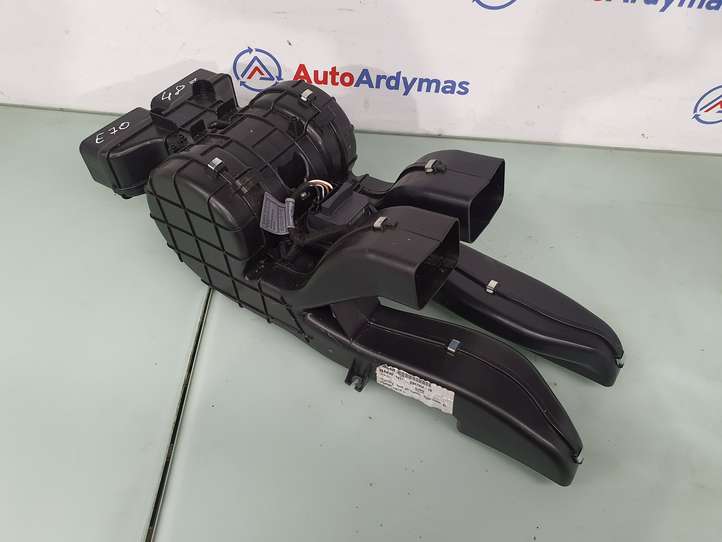 BMW X5 E70 (2006 - 2013)  64116977947 Вентилятор печки