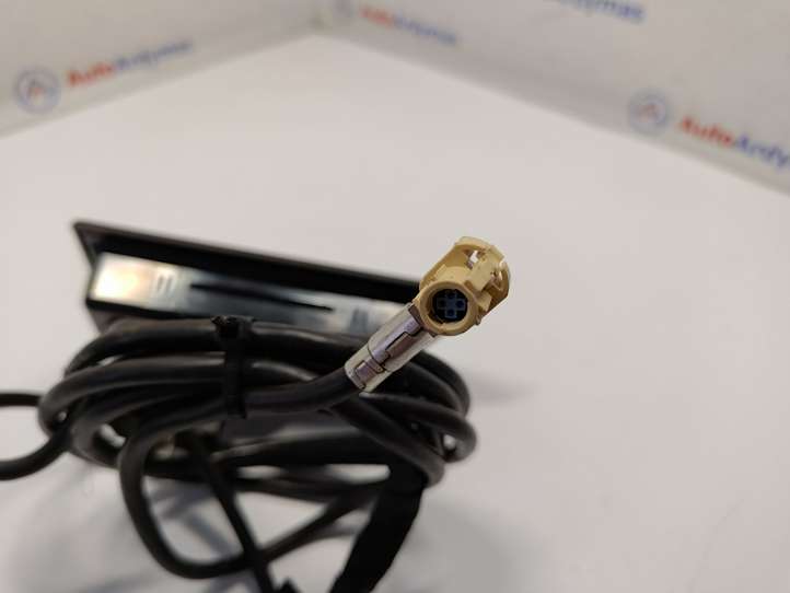 BMW 3 F30 F35 F31 (2012 - 2018)  84109229246 Разъем AUX