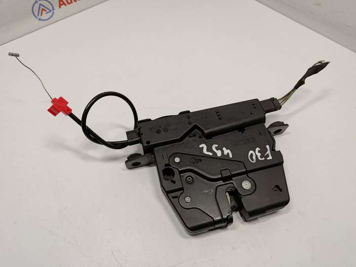 BMW 3 F30 F35 F31 (2012 - 2018)  7191212 Замок задней крышки