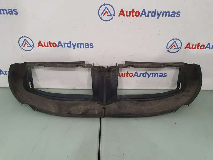 BMW 3 E90 E91 (2005 - 2012)  51117134099 Деталь (детали) канала забора воздуха
