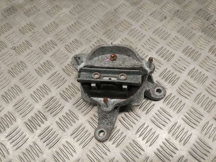 Audi Q5 (2012 - 2017)  8K0399151 Подушка коробки передач