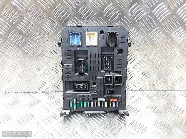 Peugeot Partner (2002 - 2008)  966405898001 Ящик предохранителей (комплект)