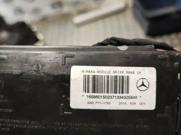 Mercedes-Benz GL X166 (2013 - 2019)  166860150 Подушка безопастности сиденья