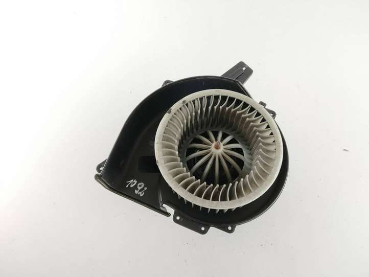 Skoda Roomster (2006 - 2010)  6Q1819015G Вентилятор печки